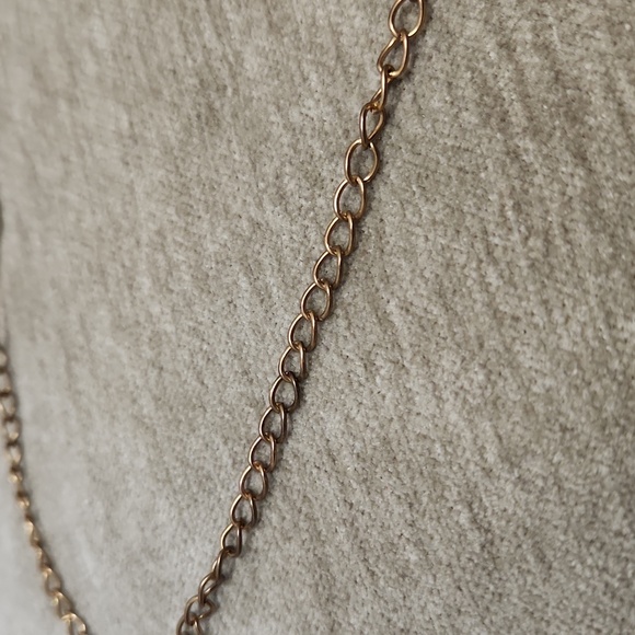 Vintage Medallion Tassel Necklace Gold Tone - Picture 10 of 10